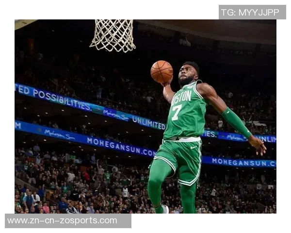 下半场球队稳健发挥杰伦布朗引领逆转20分展现领袖风范